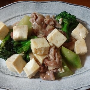 豆腐と豚肉とブロッコリーの炒め物